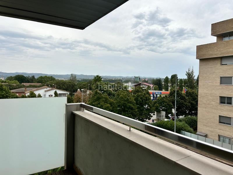 Foto 86deee04-9055-467a-b6aa-ad9bd4fb7c10. Apartament amb aparcament piscina a Barri dels Escriptors Salt