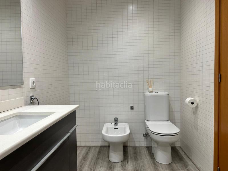 Foto cb686131-7bc3-4bb3-ac5a-3cb885d4009a. Apartament amb aparcament piscina a Barri dels Escriptors Salt