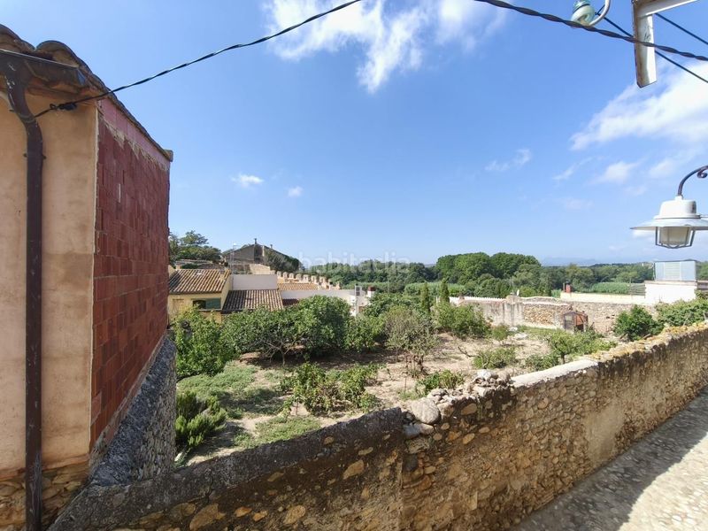 Foto f6899d38-8e64-4253-ba3b-59cb18a38145. Casa a schiera in Peralada