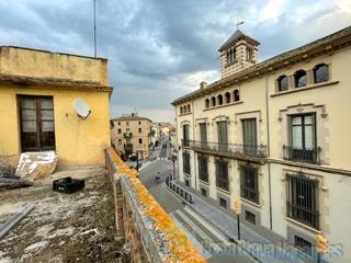 Country house  Carrer mossèn jacint verdaguer. 3 casas unidas en una sola finca para reformar