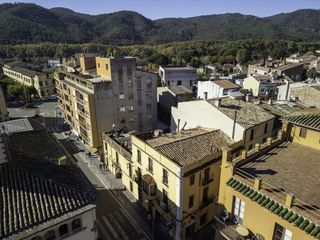 Bauernhof  42 carrer mossèn jacint verdaguer. 3 casas unidas en una sola finca para reformar