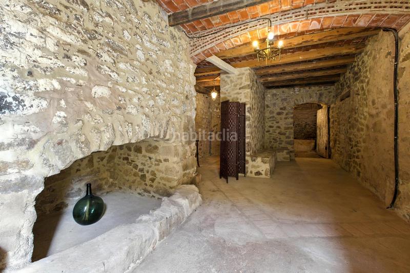 Foto 98b8288b-a9a7-449f-a45b-980674aecbb2. Chalet casa de pueblo con vistas en Agullana