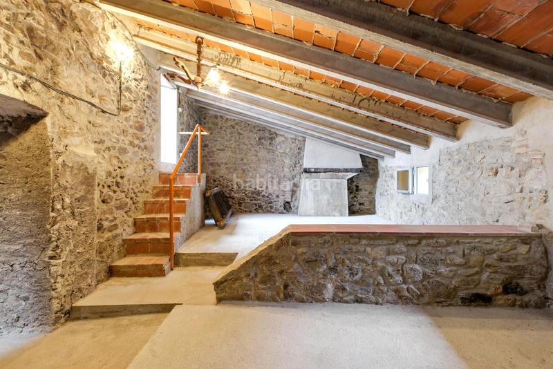 Foto f5557512-b55c-42bd-9f91-ca68bdbff639. Chalet casa de pueblo con vistas en Agullana