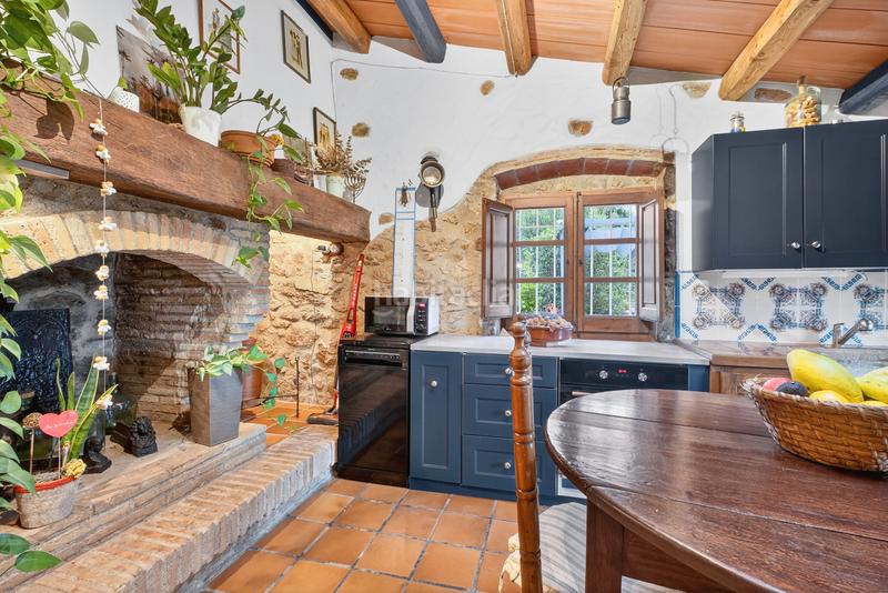 Foto 4602bdbd-6eaf-4778-9f16-244ed0e7bf95. Casale in Jonquera (La)