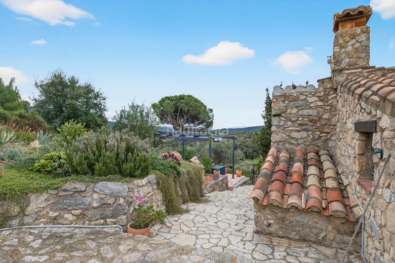 Foto b5eeccc9-3b67-4ecb-96cc-e29faa316ebd. Casale in Jonquera (La)