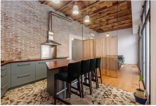 Apartament  Carrer d'arag, 86. Barcelona nica! loft industrial a planta baixa amb llicncia. s
