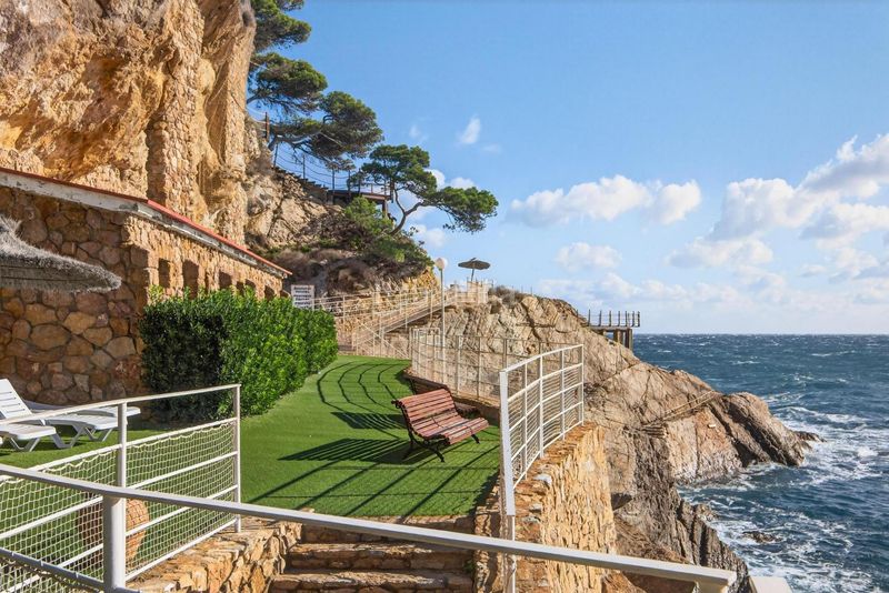 Foto 7e8b3ff2-215f-4ad3-a873-fee314e3ff62. Apartament amb aparcament piscina a Aiguafreda-Sa Tuna Begur
