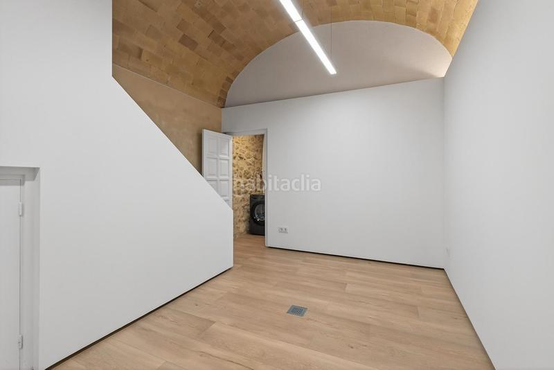 Foto 4d7e9279-e9a1-4cca-a26b-4d3d77e55b13. Casa adossada a Peralada