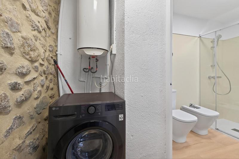 Foto ae997c9e-87d1-4678-a240-9b4c96ecf2b3. Casa adossada a Peralada