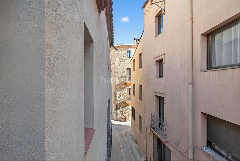 Foto d968817e-80d3-43c1-807e-76981b139716. Casa adossada a Peralada