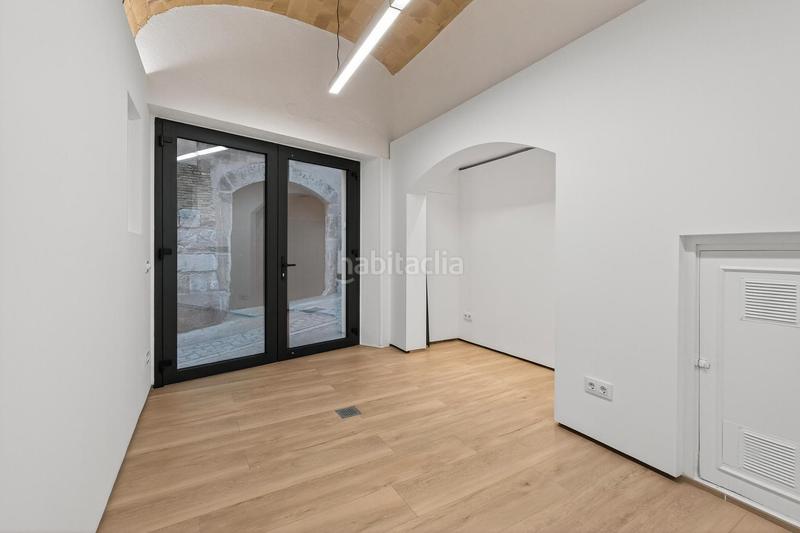 Foto f9960c1f-ef1b-43da-ac62-c67fe68e5747. Casa adossada a Peralada