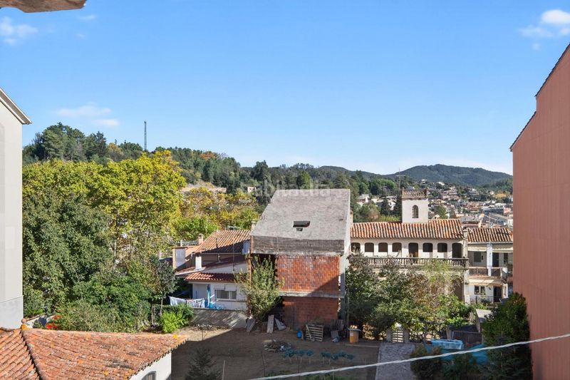 Foto 6061d00c-1d4d-4182-9813-0a521fe767d7. Local comercial a Arbúcies