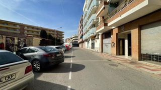 Locale commerciale  16 carrer d'astúries. Local comercial en blanes  convertible en piso  pk