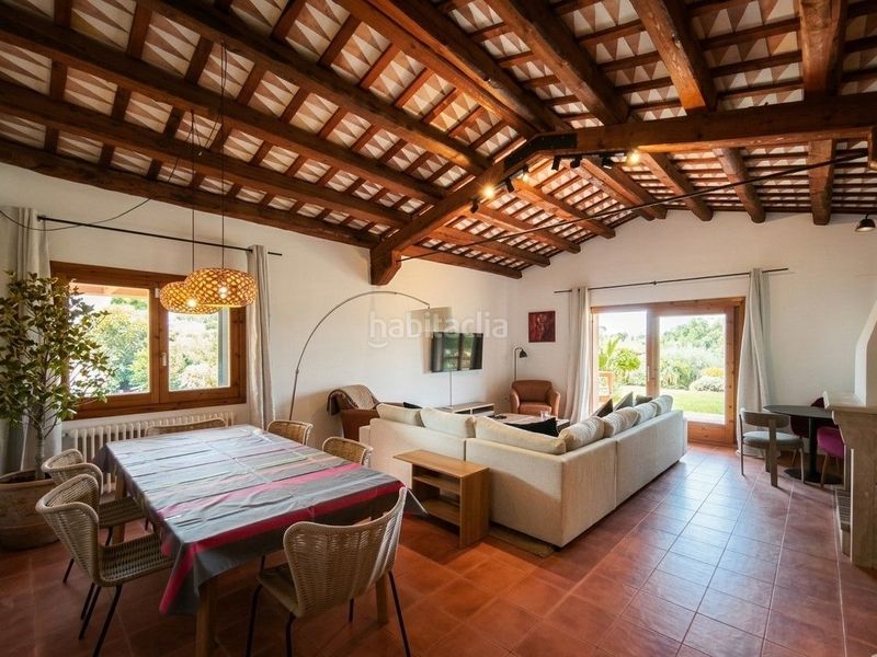 Foto 45b7e8e5-083e-468a-8d91-402b01101f26. Miete chalet mit parking pool in Peralada