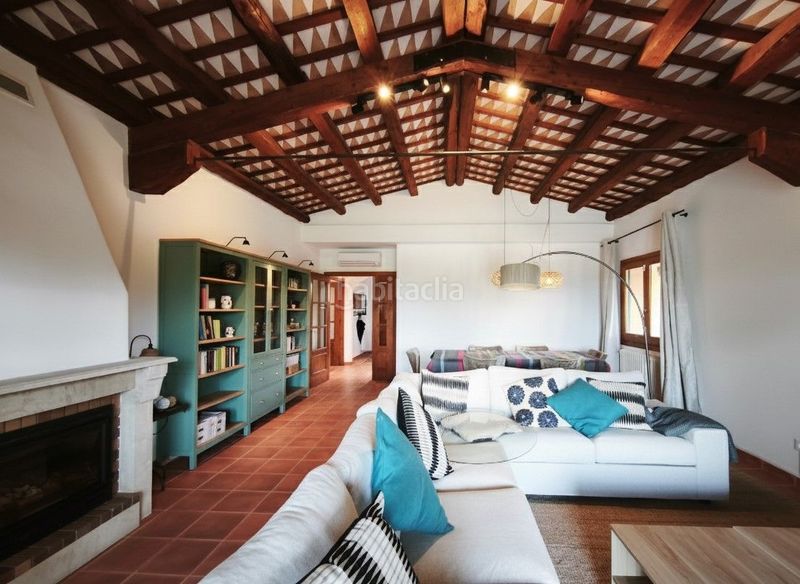 Foto 567e3ea0-7c94-4399-b0fe-4ab242f36a4c. Miete chalet mit parking pool in Peralada