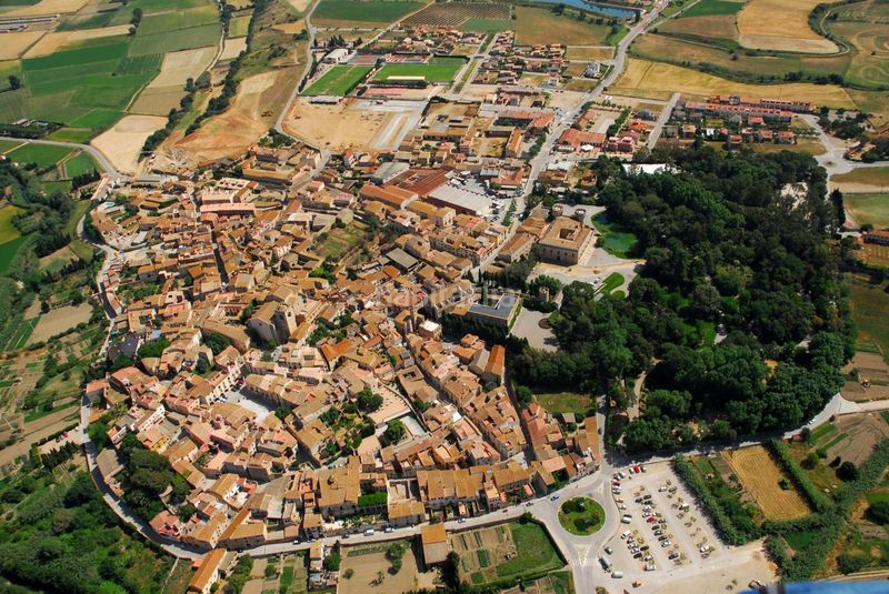 Foto e040002a-0a55-4b79-b780-e7337a75f554. Miete chalet mit parking pool in Peralada