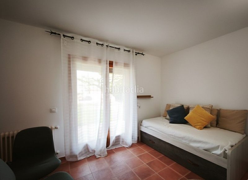 Foto f98448cb-3269-42e9-88ea-f95aa40f1bd6. Miete chalet mit parking pool in Peralada