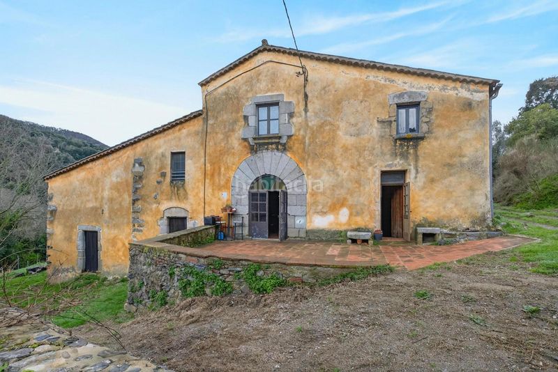 Foto 38f35b34-ed85-4ae8-b855-1d1fc767b76f. Xalet amb piscina a Sant Celoni