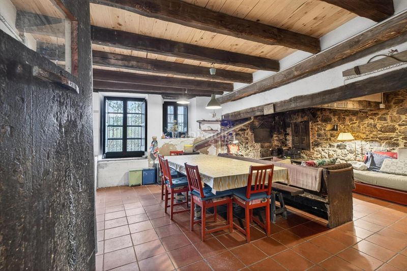 Foto 80172917-8b40-4031-9a9f-23242ae405b9. Xalet amb piscina a Sant Celoni