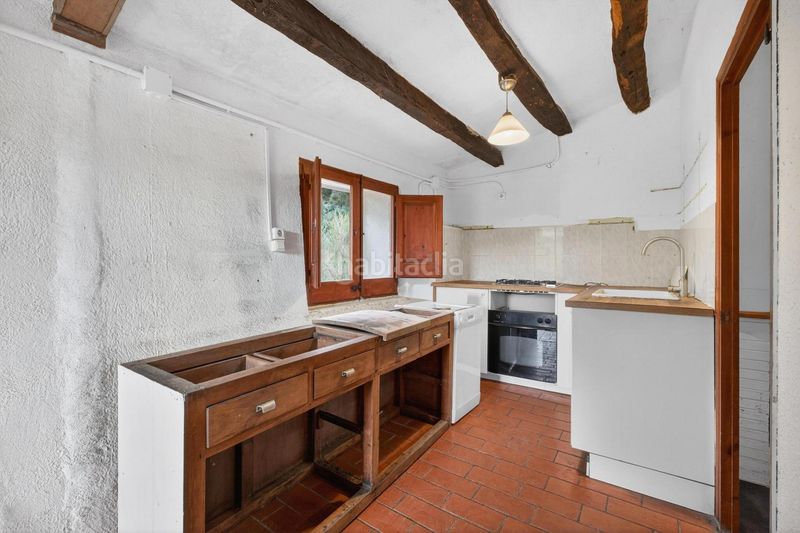 Foto 8ba5aeae-747e-4ae1-b7cb-3e74c8fdab57. Xalet amb piscina a Sant Celoni