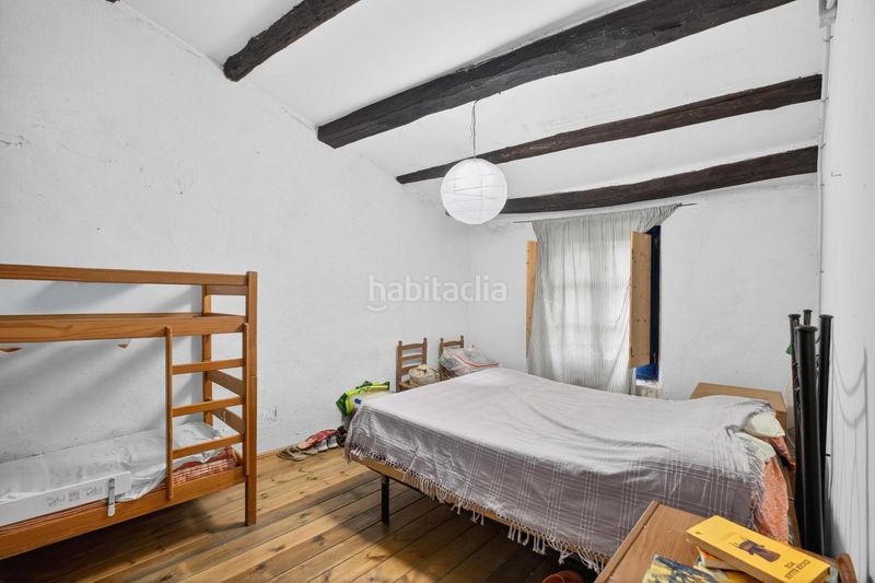 Foto a7d0c5c4-d7e5-4d26-924f-2342fcf927e6. Xalet amb piscina a Sant Celoni