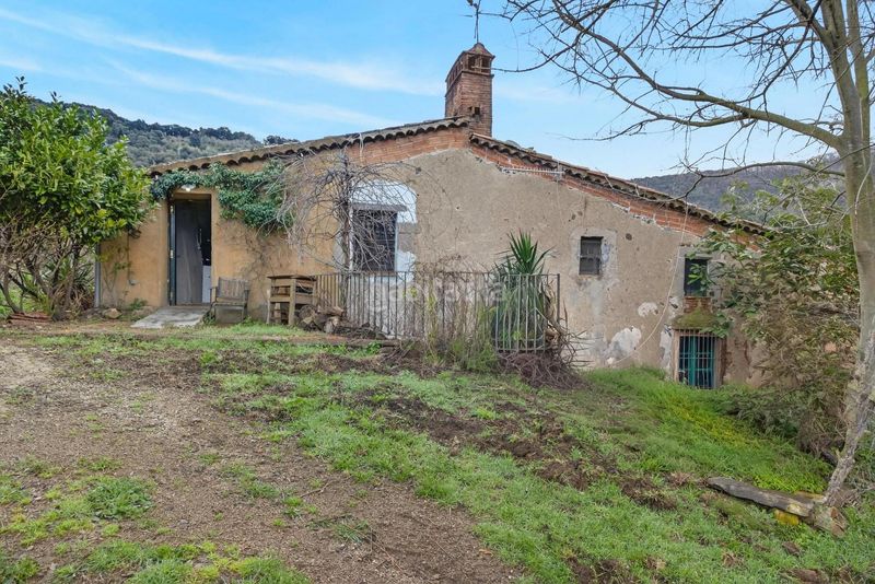 Foto f6fac1b5-9e4f-4901-9a1a-c0778ec646d0. Xalet amb piscina a Sant Celoni