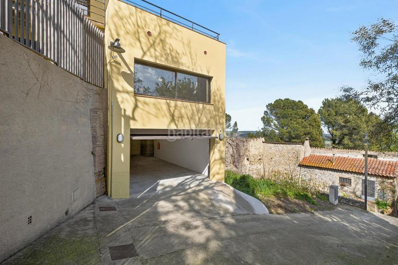 Foto 163f182e-c8bd-486b-a11a-daf54a2caaeb. Xalet amb aparcament a Bàscara