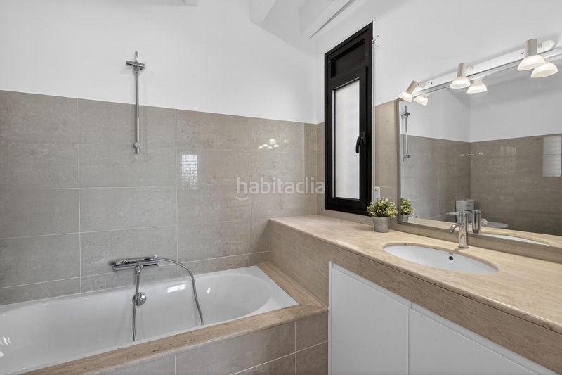 Foto 2cf66e2c-1f1e-45c1-b8c8-c8b957c5ae51. Xalet amb aparcament a Bàscara