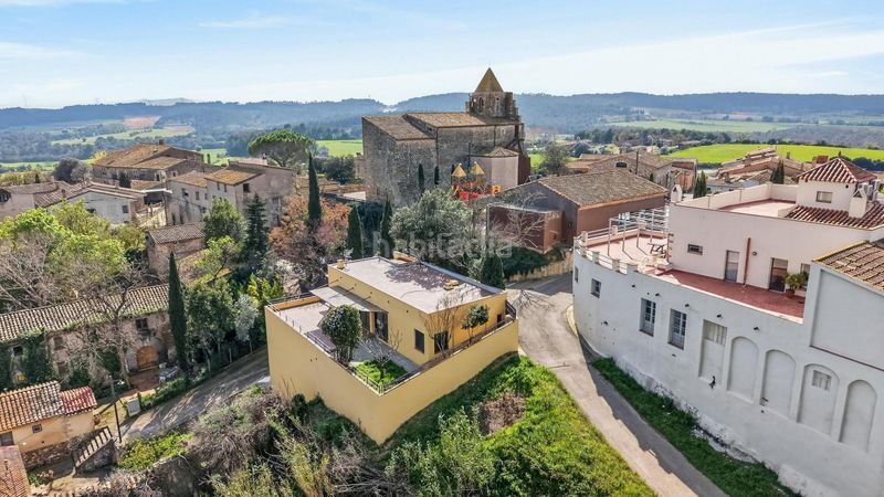 Foto 388ae619-9388-4f4a-995b-cf3c225c5d8e. Xalet amb aparcament a Bàscara