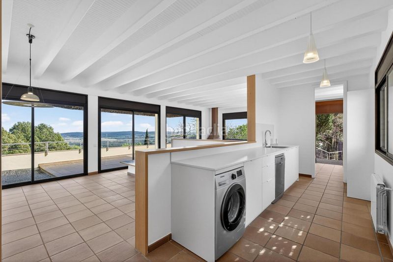 Foto 441454ef-8138-4b57-806f-b50f3ab64371. Xalet amb aparcament a Bàscara