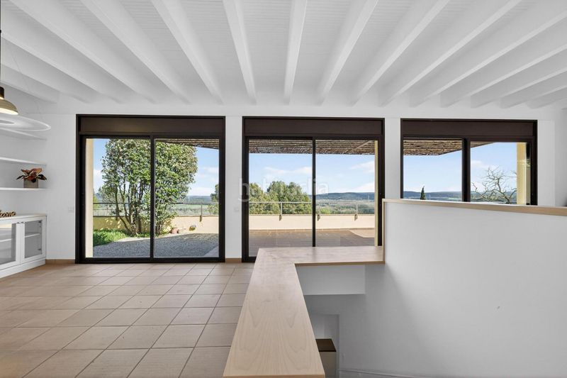 Foto 53f766f9-ee79-4cab-ae17-ae1274192472. Xalet amb aparcament a Bàscara