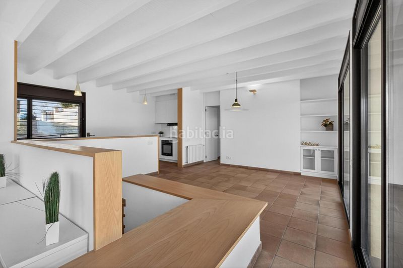 Foto b1621dd9-0307-48d7-b3d5-75a00f76eabb. Xalet amb aparcament a Bàscara