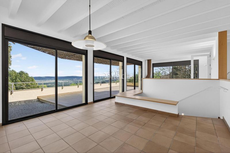 Foto e72e23a3-4c05-4ac1-80c3-4d275d632521. Xalet amb aparcament a Bàscara