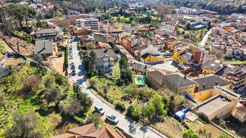 Foto f9fefd82-6abb-4cc7-9f1b-4d23b336fd5a. Terreny residencial a Arbúcies