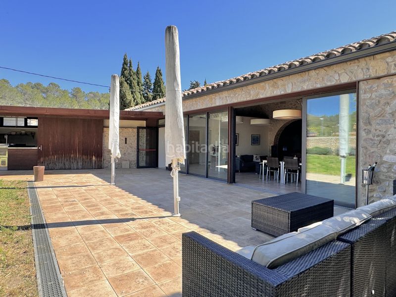 Foto e3f223e9-2e53-43e5-bb8d-8f200b664f67. Casa aparellada amb calefacció a Terrades