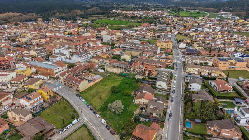 Foto dc4cc880-46d8-4d8e-8371-5aba6f72e860. Terreny residencial a Breda