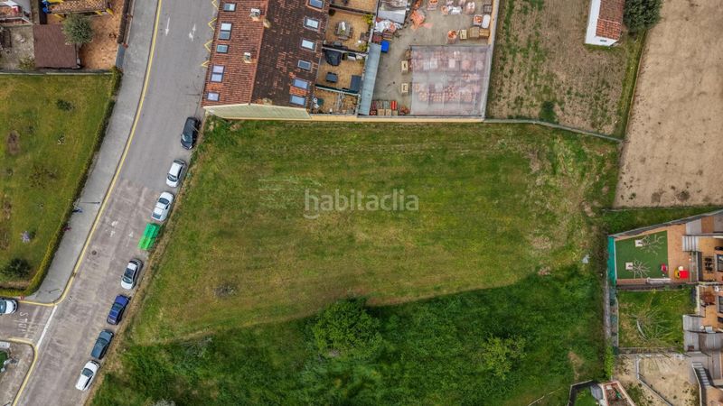 Foto f5d29b1d-7feb-4b78-8a4f-e20f96624ad9. Terreny residencial a Breda