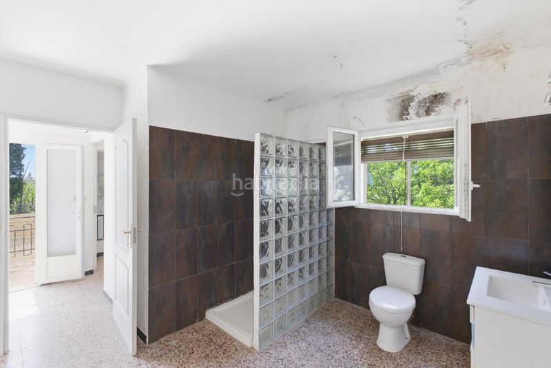 Foto b92ef113-4de3-44b8-b6b9-f6e7e68155dd. Xalet amb aparcament a Riumors