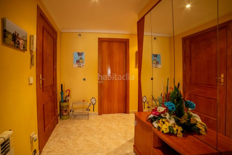 Foto 68938ed2-d1a0-466e-96ac-8de4f92826e1. Apartamento piso en Centre Salt