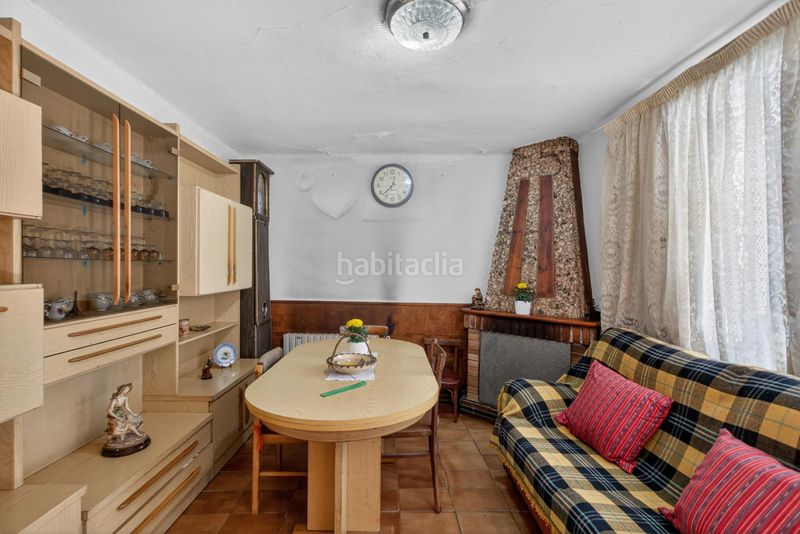 Foto aae9374e-74e9-471d-add2-a30d4e8299ce. Casa adossada a Arbúcies