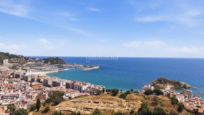 Foto b3ae2940-9f6d-4618-a6bb-8b9563a52c54. Chalet avec parking dans Centre Blanes