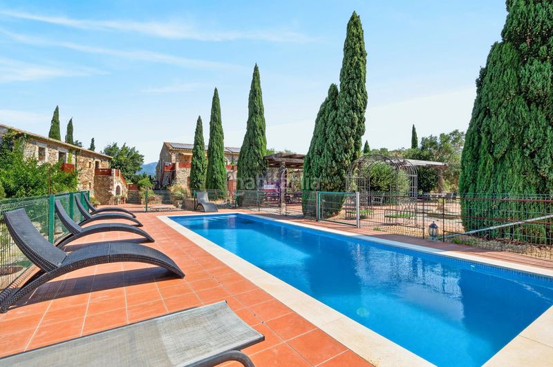 Foto 101ea9d1-4979-403e-b811-13d8d33b99b8. Xalet amb aparcament piscina a Mollet de Peralada