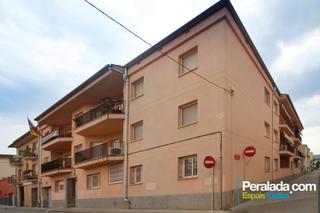 Apartament  Carrer de neptú, 13. Calma, confort, amplitud y luminosidad