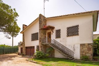 Chalet  Cm can quana. Casa con encanto, amplitud, privacidad y vistas al montseny, a l