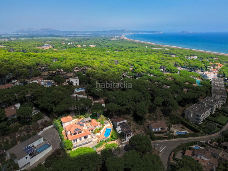 Foto 813a7bfd-58b7-4db2-b5be-844de572ab1b. Masia a platja de Pals Pals
