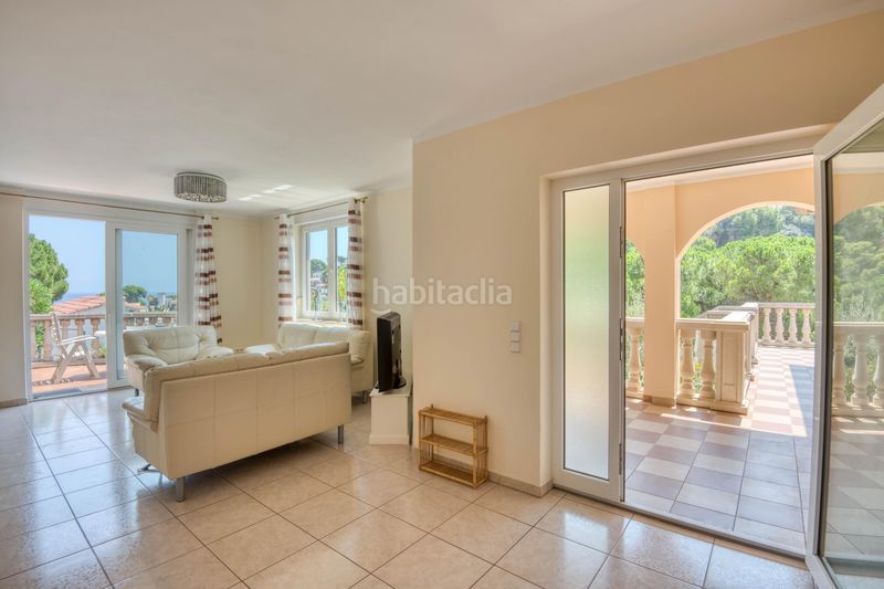 Foto a798a558-9487-416f-a26a-c76a73ee6525. Masia a platja de Pals Pals