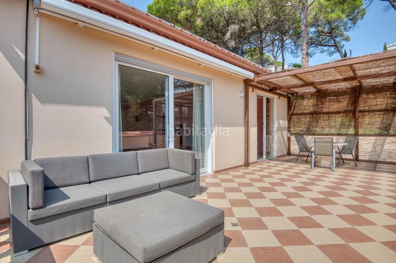 Foto bfc1b60a-3d92-4303-97cd-7eb5258a92b3. Masia a platja de Pals Pals