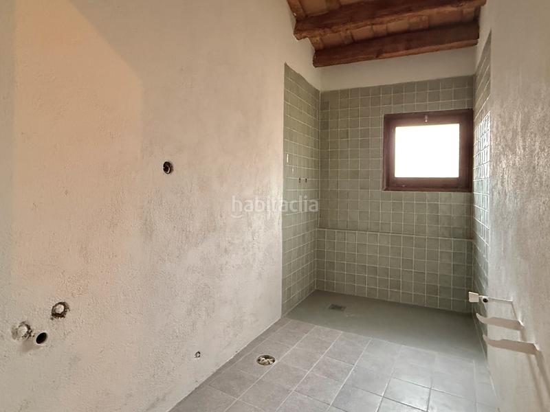 Foto 42cb1f24-13f3-47f6-b68f-43fb57994fd7. Casa pareada casa de pueblo la bisbal en Bisbal d´Empordà (La)