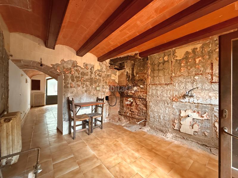 Foto aa1e0c99-1bbd-4fb0-bd4c-05308eda4fe3. Casa pareada casa de pueblo la bisbal en Bisbal d´Empordà (La)