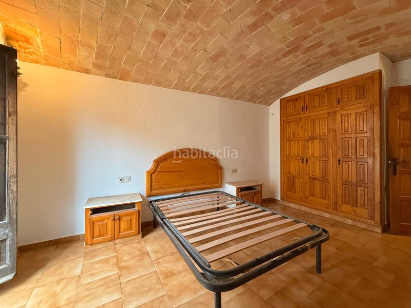 Foto ec5a0525-1513-467e-bc77-72c93bda4717. Casa pareada casa de pueblo la bisbal en Bisbal d´Empordà (La)